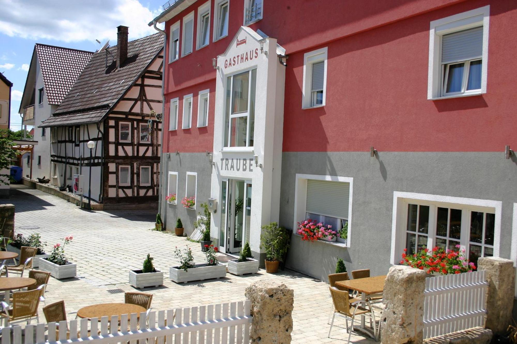 Gasthaus Traube Dettingen an der Erms Exterior foto